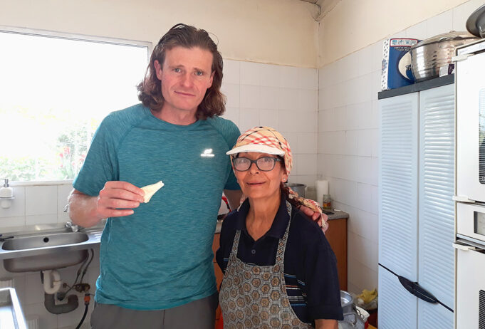 Παραδοσιακό τυρί Χαλούμι και τυρί Αναρή από την κα. Πόπη στη Σίμου πρωτοσέλιδο - Παραδοσιακό τυρί Χαλούμι και τυρί Αναρή από την κα. Πόπη στη Σίμου