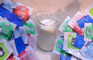 Μικροοργανισμοί Εκκινητές στα γαλακτοκομικά προϊόντα = Πρωτογενείς εκκινητές + Δευτερογενείς εκκινητές ΠΡΩΤΟΣΕΛΙΔΟ - Μικροοργανισμοί Εκκινητές στα γαλακτοκομικά προϊόντα = Πρωτογενείς εκκινητές + Δευτερογενείς εκκινητές