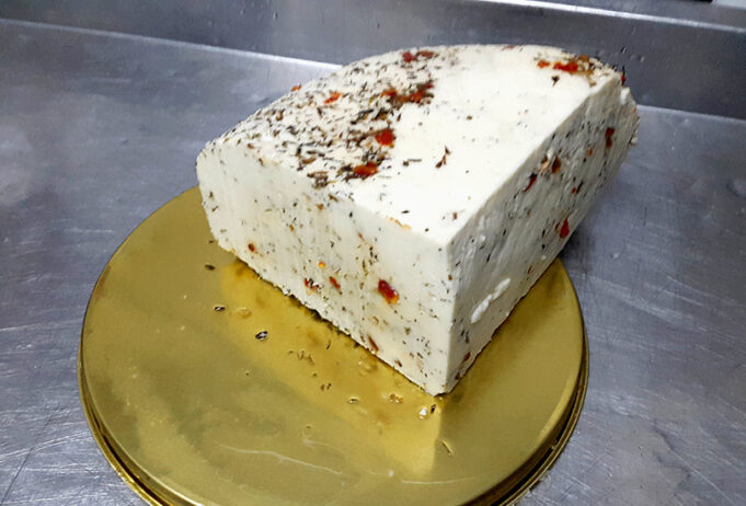 Φτιάχνω τυρί Σφέλα πρωτοσέλιδο - τυρί Σφέλα με... λίγα λόγια