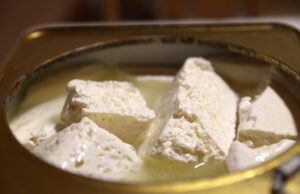 Γίδινο Τυρί – Όταν εμείς κάνουμε μποϋκοτάζ στον εαυτό μας πρωτοσέλιδο - Γίδινο Τυρί – Όταν εμείς κάνουμε μποϋκοτάζ στον εαυτό μας