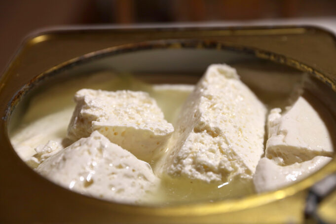 Γίδινο Τυρί – Όταν εμείς κάνουμε μποϋκοτάζ στον εαυτό μας πρωτοσέλιδο - Γίδινο Τυρί – Όταν εμείς κάνουμε μποϋκοτάζ στον εαυτό μας