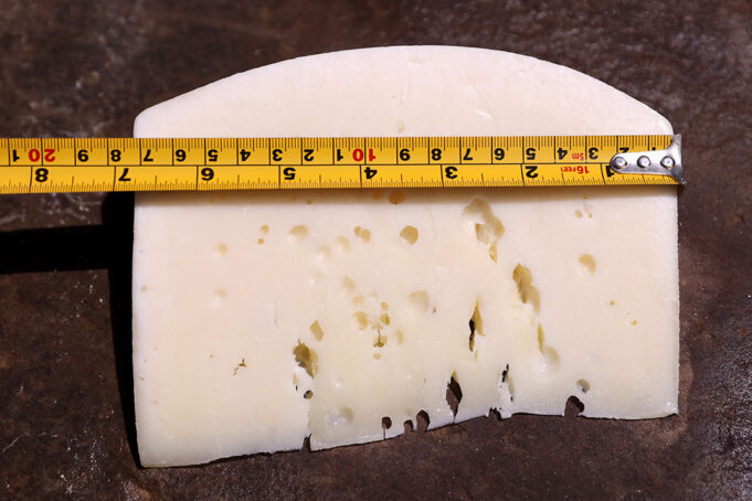 Οπές στα ελληνικά τυριά – Τί πρέπει να ξέρω? πρωτοσέλιδο - Οπές στα ελληνικά τυριά - Τί πρέπει να ξέρω?