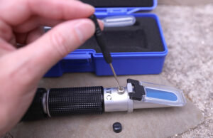 Πώς γίνεται το καλιμπράρισμα στο διαθλασίμετρο? Όλα όσα πρέπει να ξέρω πρωτοσέλιδο - Πώς γίνεται το καλιμπράρισμα στο διαθλασίμετρο? Όλα όσα πρέπει να ξέρω