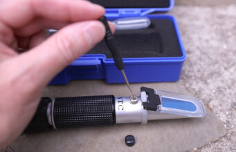 Πώς γίνεται το καλιμπράρισμα στο διαθλασίμετρο? Όλα όσα πρέπει να ξέρω πρωτοσέλιδο - Πώς γίνεται το καλιμπράρισμα στο διαθλασίμετρο? Όλα όσα πρέπει να ξέρω