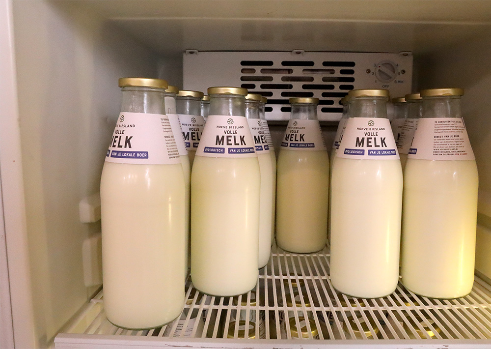 Το νωπό γάλα, το απαστερίωτο γάλα και το θερμισμένο γάλα