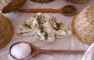 Δείτε ποιό είναι το κυπριακό τυρί χαλούμι πρωτοσέλιδο - Δείτε ποιό είναι το κυπριακό τυρί χαλούμι