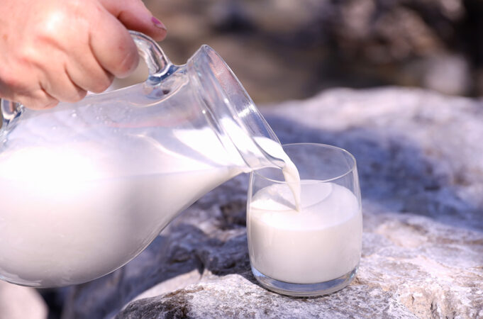 Λακτόφιλοι πληθυσμοί και Λακτόφοβοι πληθυσμοί – Η διαίρεση του κόσμου με βάση το γάλα πρωτοσέλιδο - Λακτόφιλοι πληθυσμοί και Λακτόφοβοι πληθυσμοί – Η διαίρεση του κόσμου με βάση το γάλα