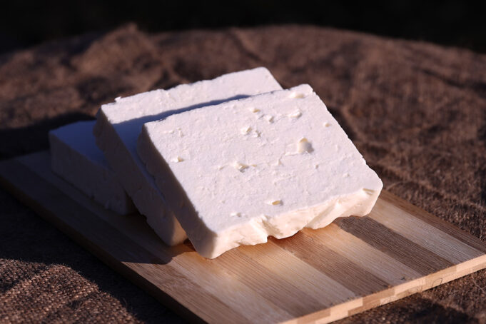 Πού οφείλεται το άρωμα του τυριού Φέτα? πρωτοσέλιδο - Πού οφείλεται το άρωμα του τυριού Φέτα?