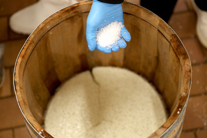 Νάτριο και Τυρί – Πάνε μαζί? πρωτοσέλιδο - Νάτριο και Τυρί - Πάνε μαζί?