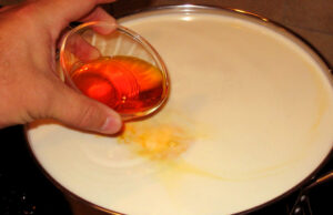 Πώς θα ”λευκάνω” και πώς θα ”χρωματίσω” το γάλα? πρωτοσέλιδο - Πώς θα ''λευκάνω'' και πώς θα ''χρωματίσω'' το γάλα?