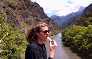 Πού οφείλεται η πικρή γεύση στο τυρί? πρωτοσέλιδο - Πού οφείλεται η πικρή γεύση στο τυρί?