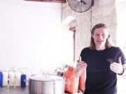 Υπάρχει άραγε συνταγή για το πώς φτιάχνεται το κυπριακό τυρί χαλούμι ? πρωτοσέλιδο - Υπάρχει άραγε συνταγή για το πώς φτιάχνεται το κυπριακό χαλούμι ?