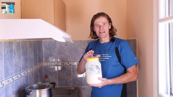 Φτιάχνω τυρί ”τσαλαφούτι” ή τύπου τσαλαφούτι στο σπίτι – Δείτε πώς! πρωτοσέλιδο - Φτιάχνω ΄΄τσαλαφούτι΄΄ ή τύπου τσαλαφούτι στο σπίτι – Δείτε πώς!