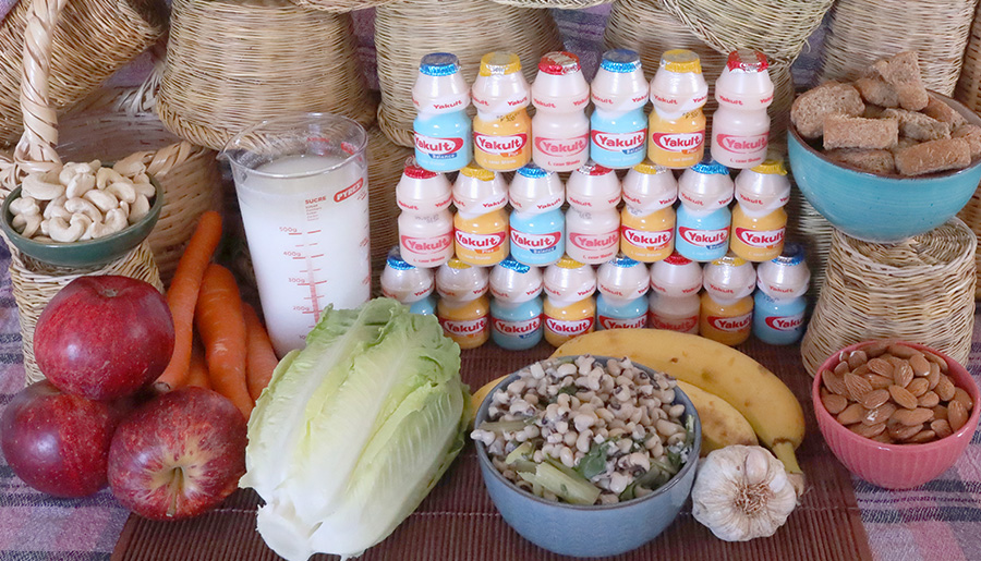 Φτιάχνω το προβιοτικό ζυμωμένο γάλα Yakult χρησιμοποιώντας ως Μαγιά μία μικρή ποσότητα από Yakult του εμπορίου